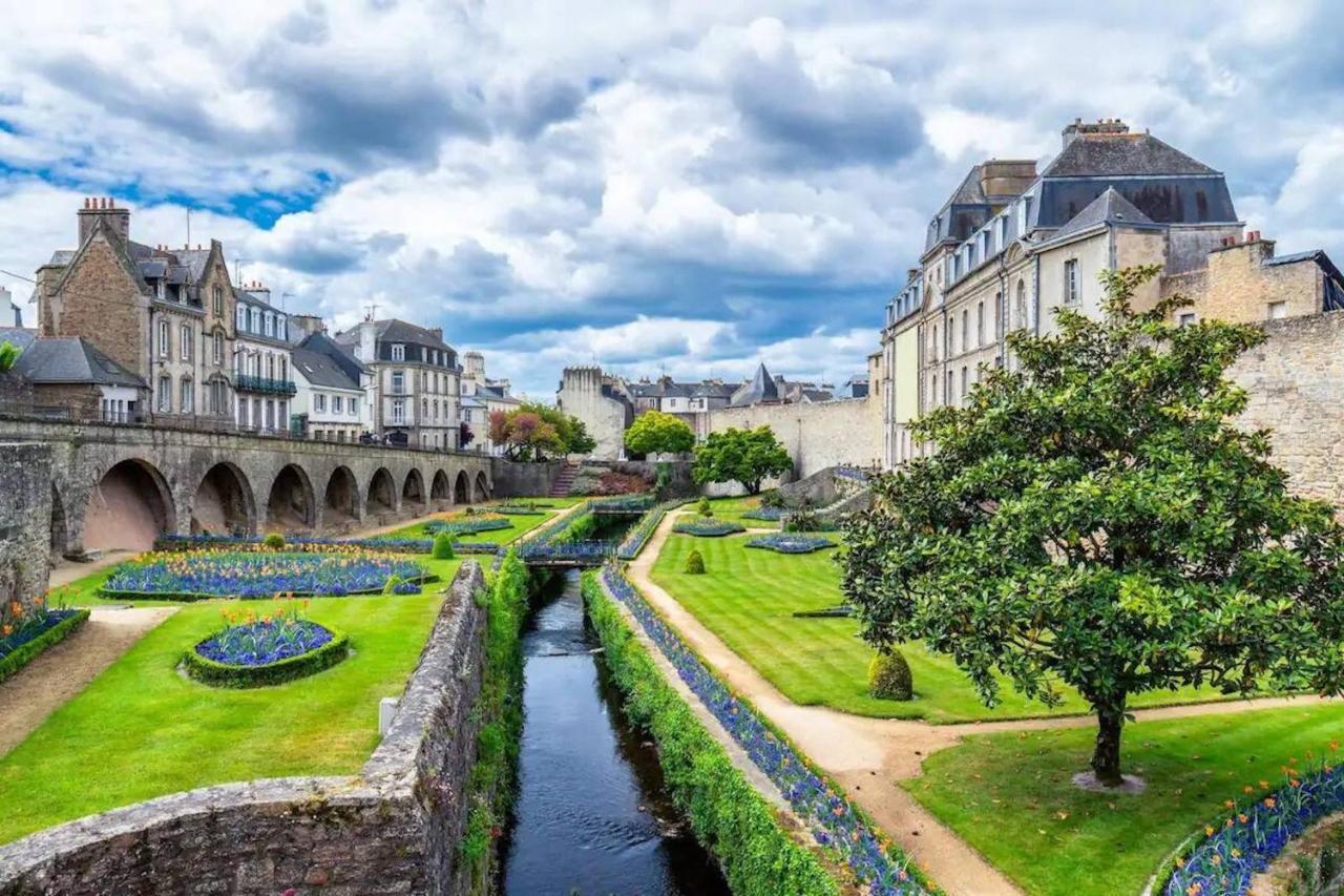 Ferienwohnung Studio De Caractere Du Centre Historique De Vannes Exterior foto